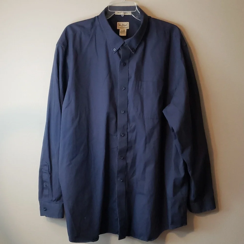 L.L. Bean Blue Button Down Long Sleeve Wrinkle Free XXLarge Regular Shirt - Picture 1 of 5